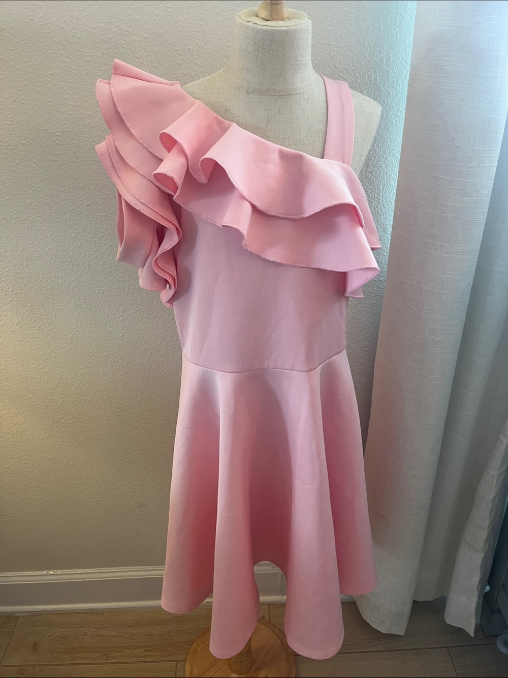 Hannah Banana Pink Ruffled One-Shoulder Formal Dress